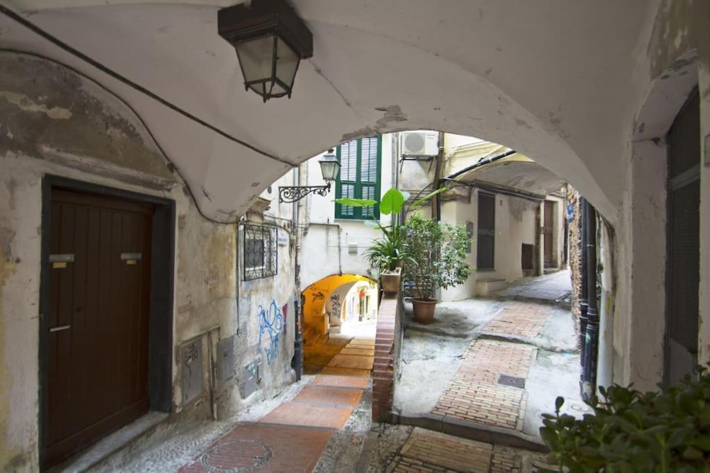 Mini Accommodation In Sanremo Liguria Exterior foto