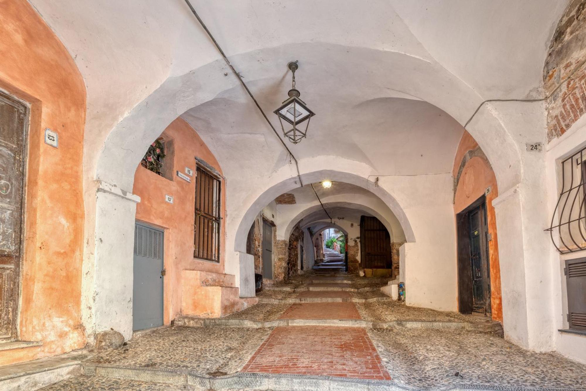 Mini Accommodation In Sanremo Liguria Exterior foto