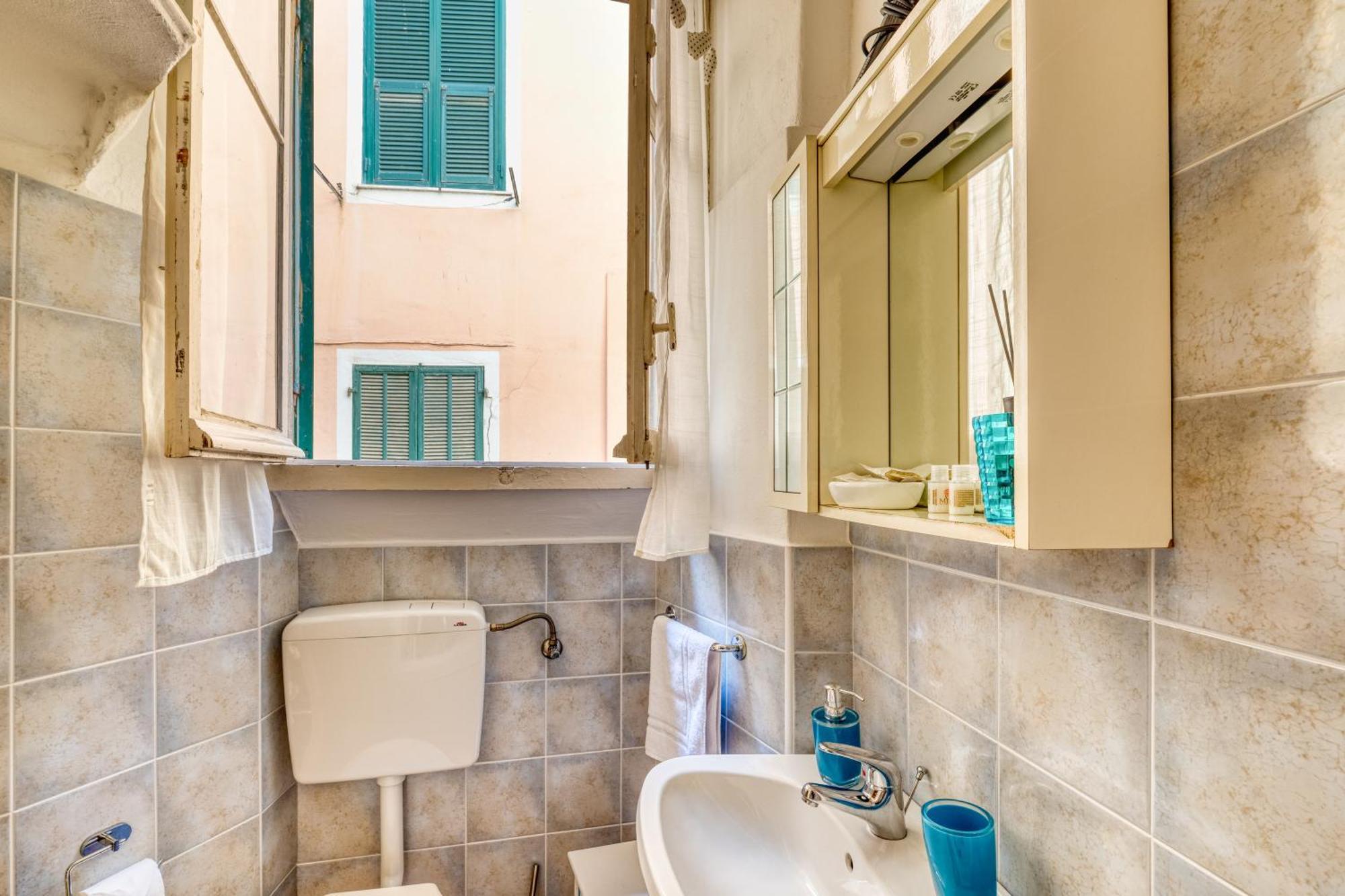 Mini Accommodation In Sanremo Liguria Exterior foto