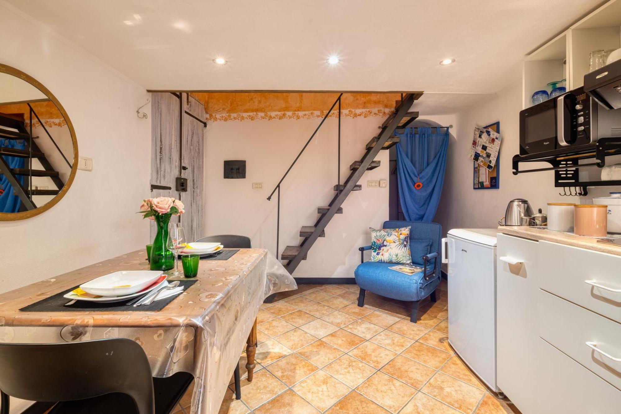 Mini Accommodation In Sanremo Liguria Exterior foto