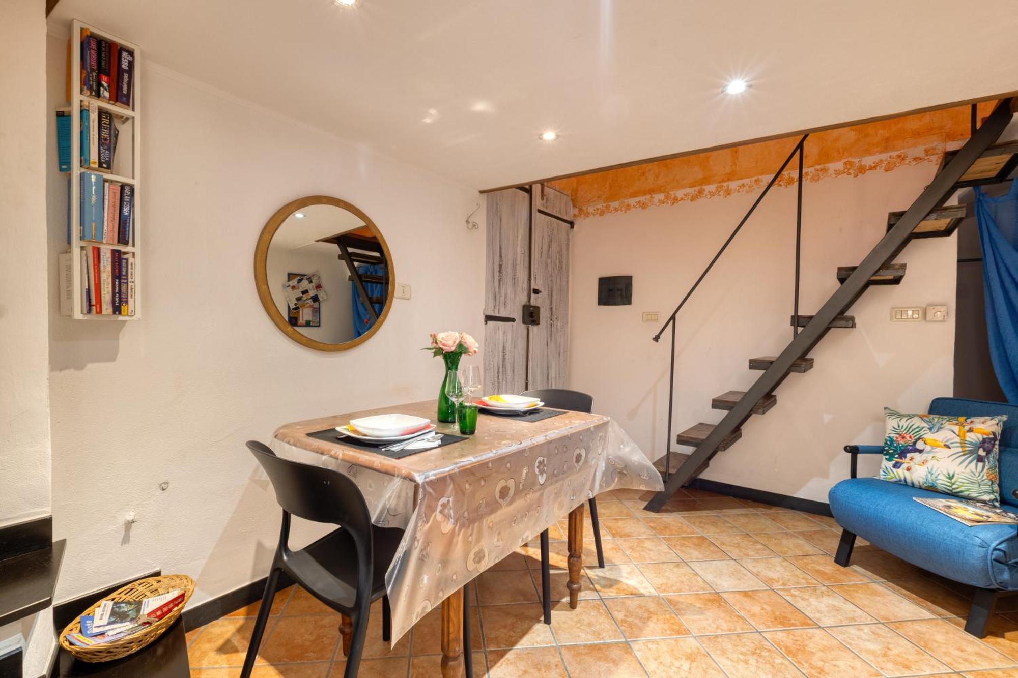 Mini Accommodation In Sanremo Liguria Exterior foto